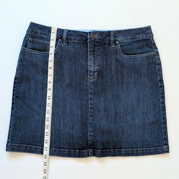 Croft & Barrow Effortless Stretch Denim Jean Skort 14 Blue Built-in Shorts - Picture 12 of 14